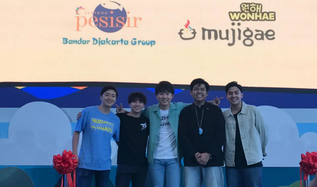 Jerome Polin dan Waseda Boys Selenggarakan Perpisahan di Meet and Greet Wanderland 2024 Tentcorp.com, Jakarta Waseda Boys ialah panggilan untuk empat teman dekat yang sama mengenyam tingkatan pendidikan di Kampus Waseda Jepang dan membuat content dalam saluran Youtube namanya Nihongo Mantappu.